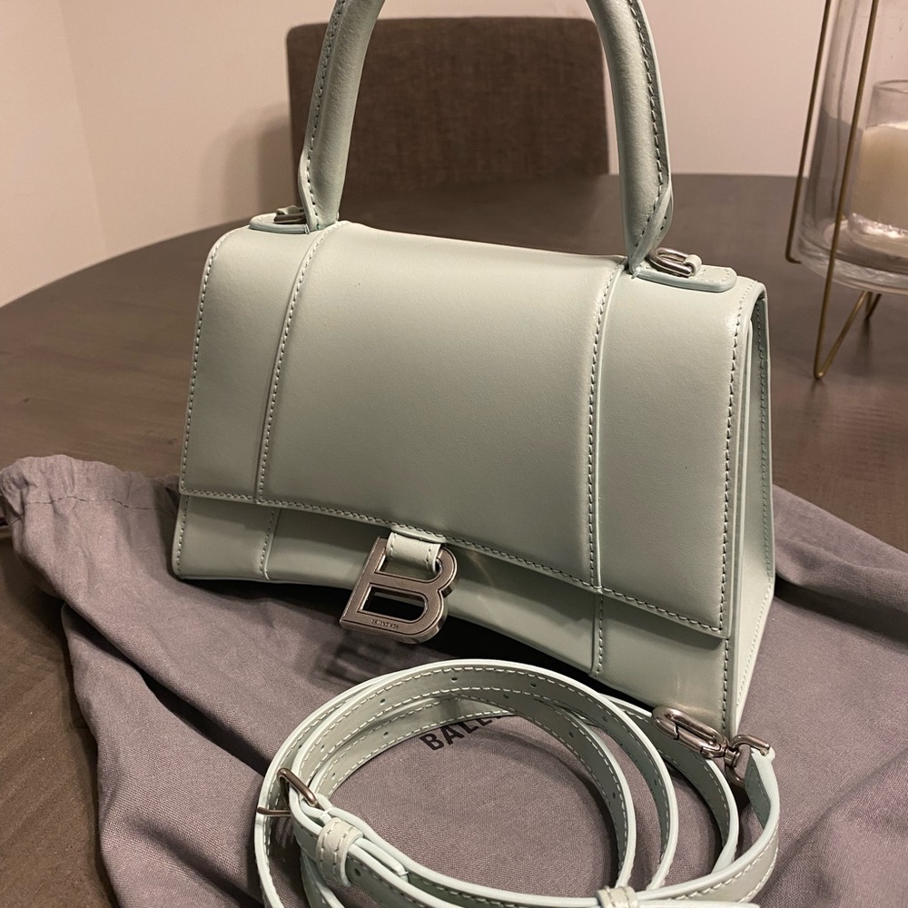 Balenciaga hourglass in Mint colour!!!